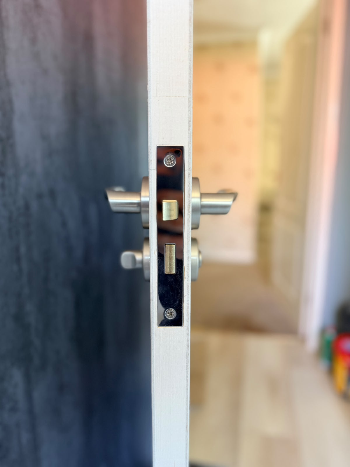 Mortice lock fitting detail